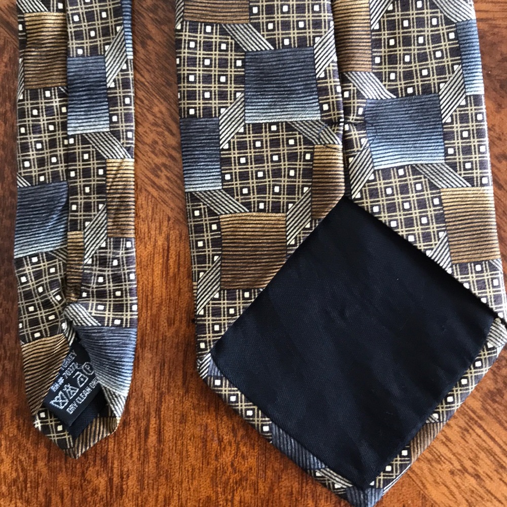 J. Riggins Bronze Tie - Picture 4 of 6